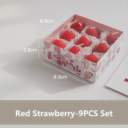 4/6/9PCS Strawberry Shaped Scented Candles Gift Box Handmade Realistic Fruit Scented Aromatherapy Mini Candles Home Decor Gifts Mysterious